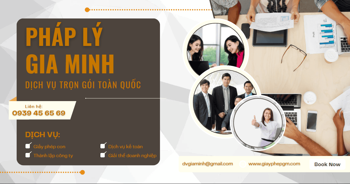Mở hộ kinh doanh bán lẻ xe đạp 11 nhân viên đang tư vấn chọn xe đạp