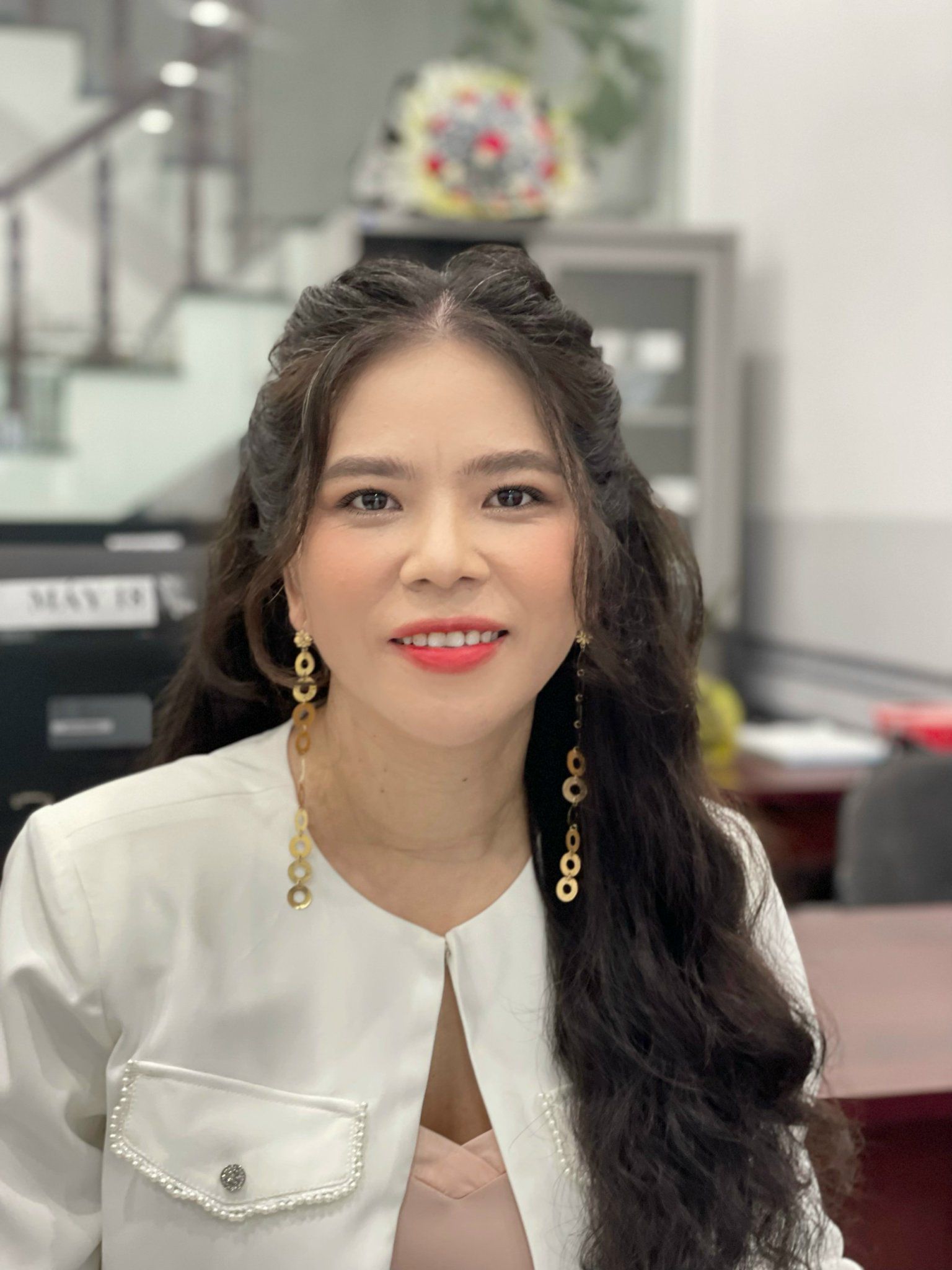 Giới thiệu Công ty 6 Giám đốc Dương Thị Diễm Lệ